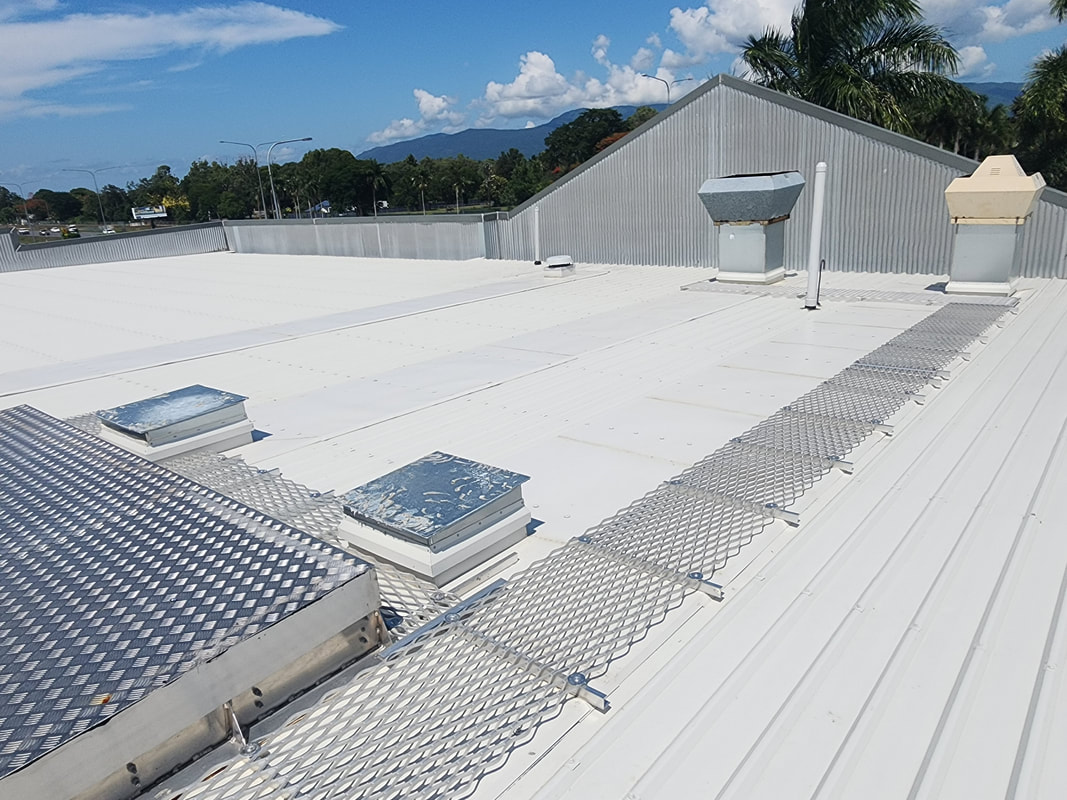 replacement and upgrade of shopping centre roof in cairns