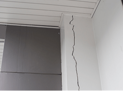 Assesment of building cracking for facility manager