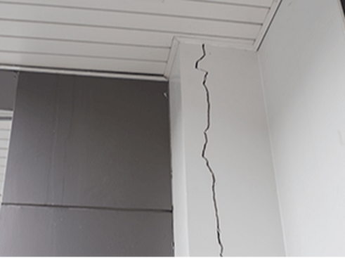 assesment of building cracking for facility manager